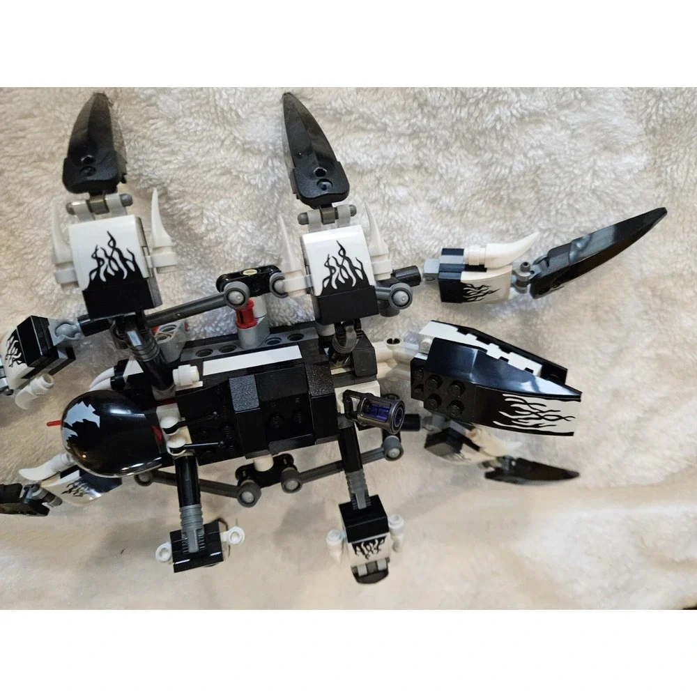 LEGO Marvel Super Heroes:‎ Venom Crawler (76163) Partial Set Read